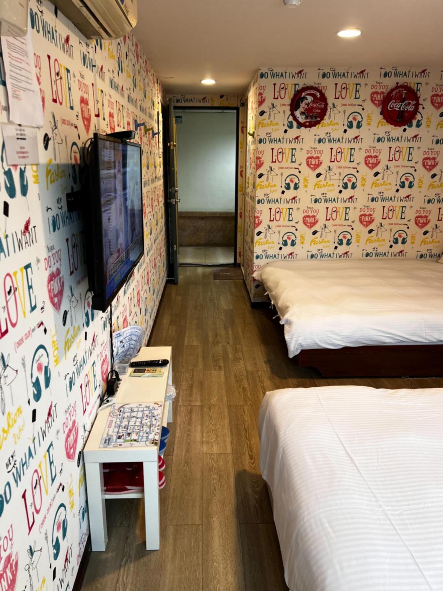 Appartement House Ximending à Taipei Extérieur photo